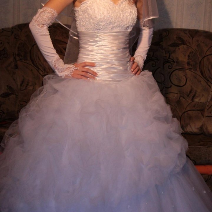 Свадебное платье размер 40-50