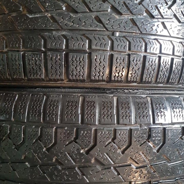 Шины зима бу Kumho 235-55R18 4-2-1шт подбор