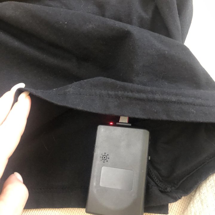 Футболка со светящимся рисунком на батарейках