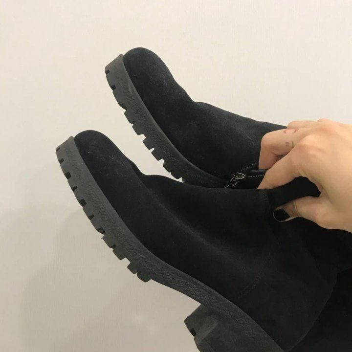 Замшевые ботфорты