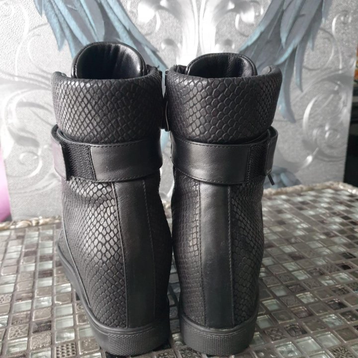 Ботинки LORIBLU оригинал