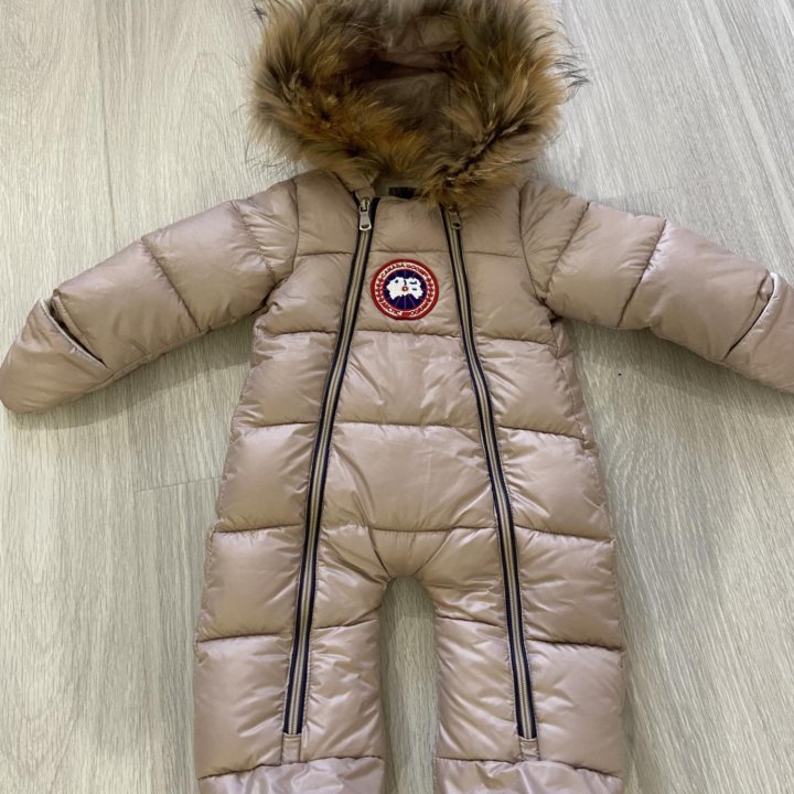 Кобенизон Canada Goose