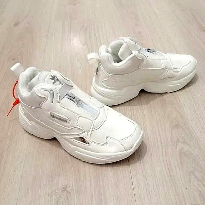 Кроссовки Adidas Falcon