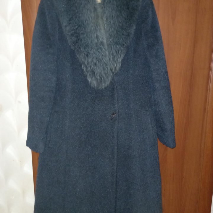 Пальто женское зимнее 52-54 разм