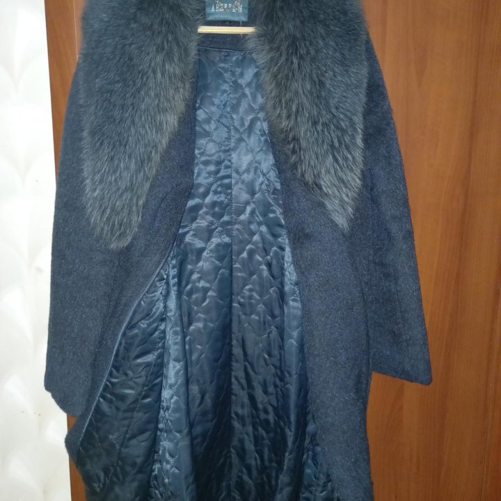 Пальто женское зимнее 52-54 разм