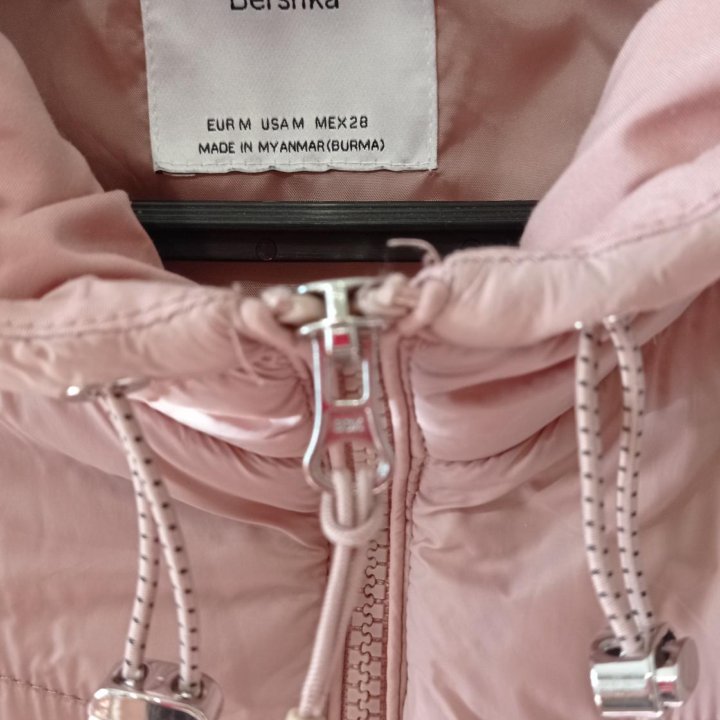 Куртка bershka демисезон, S/42