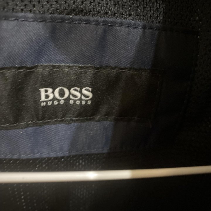 Куртка ветровка мужская р.50-52, Hugo Boss оригин.