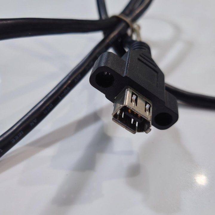 Кабель Firewire