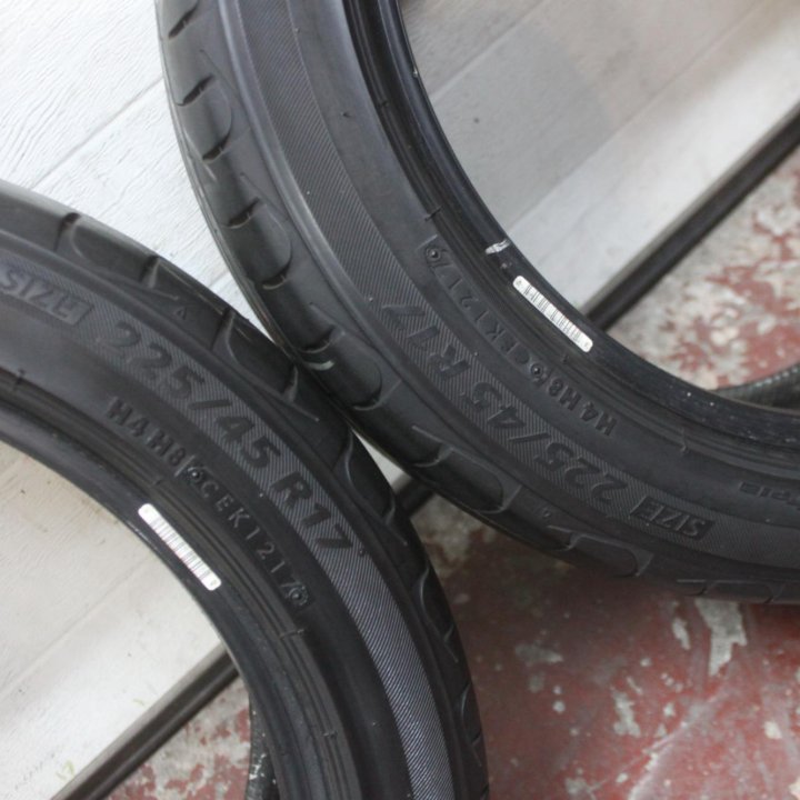 Шины R17 Bridgestone Playz PX 225/45/R17 2шт