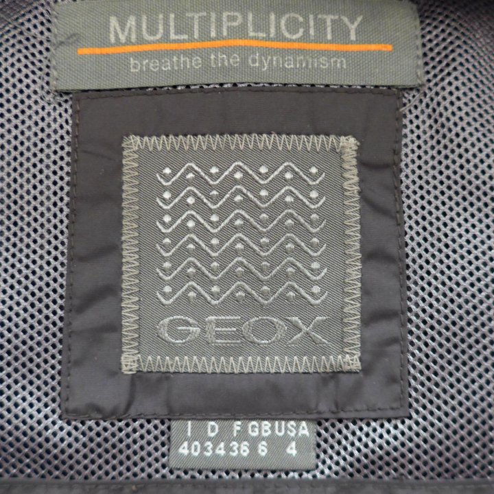 Пуховик женский Geox (зима, поздняя осень)