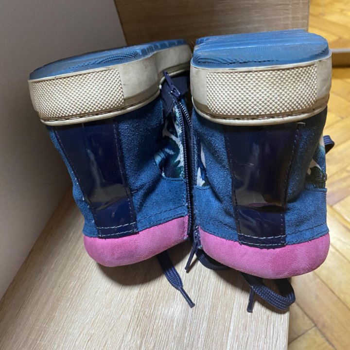 Ботинки высокие