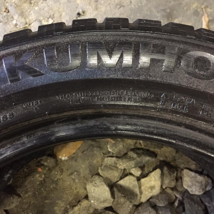 215/55/16 Kumho Winter Craft Ice WI31. 1шт