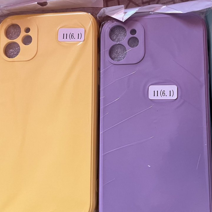 Силиконовый чехол на iPhone 11