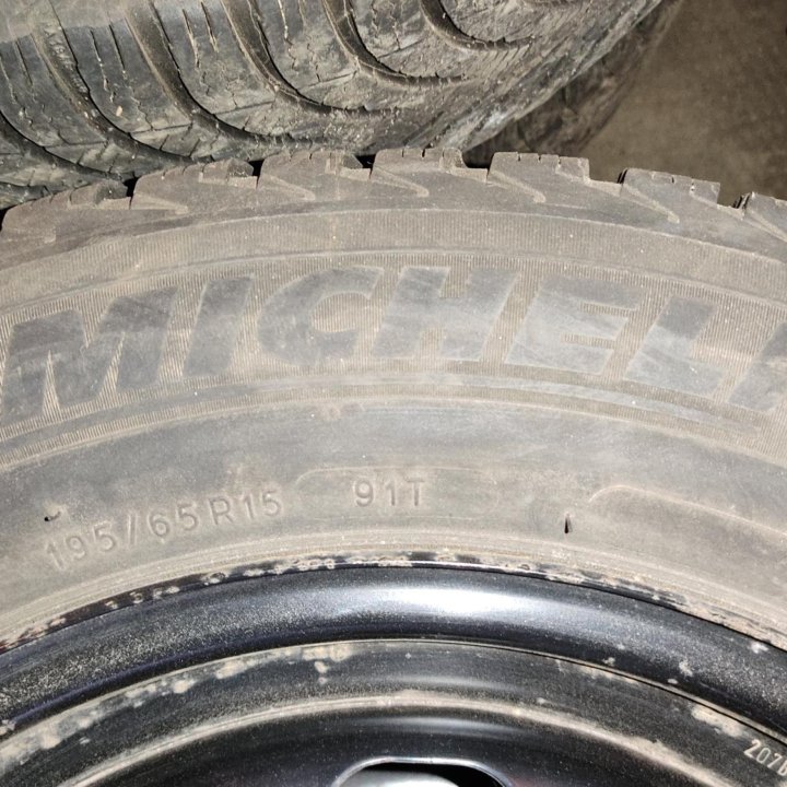 Колёса зимние R15 в сборе Michelin