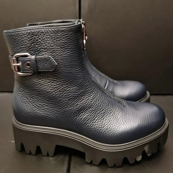 Ботинки loriblu