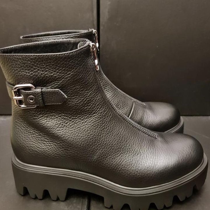 Ботинки loriblu