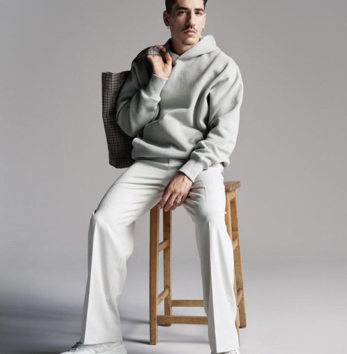 Худи H&M x Edition by Hector Bellerin