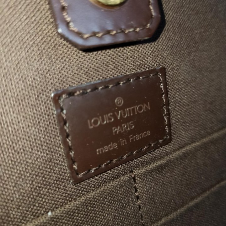 Louis Vuitton Damier Ebene Porte Ordinateur Sabana