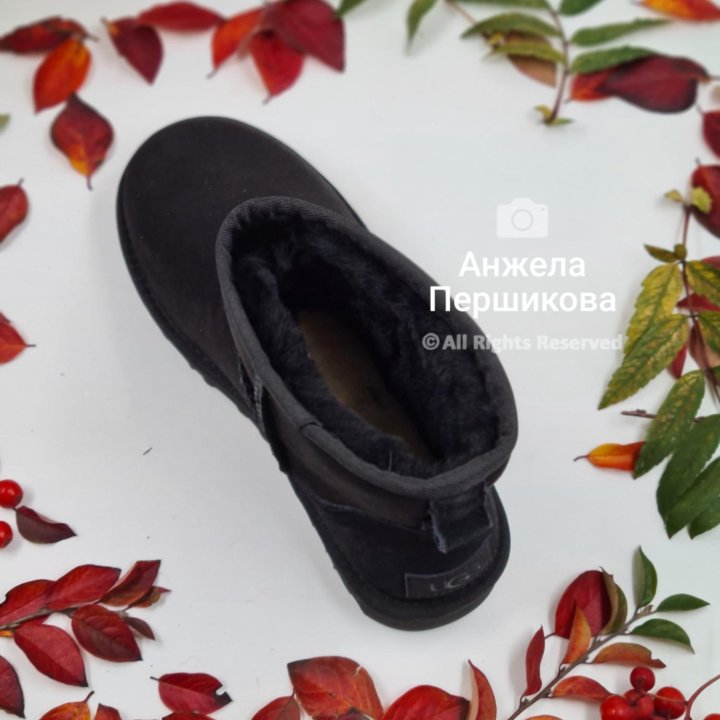 Ugg Classic Mini II Black