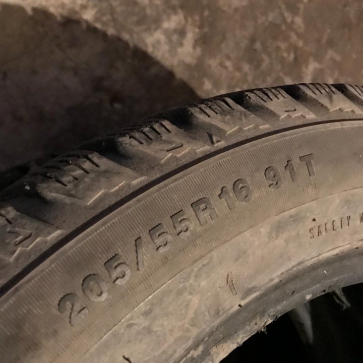 Kumho 205/55 R16 (Зимняя)