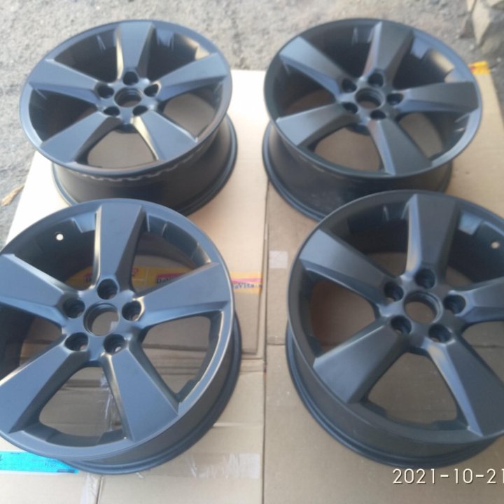 Литые диски TOYOTA/LEXUS 7Jx18 ET35 5x114,3