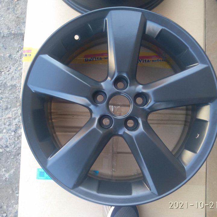 Литые диски TOYOTA/LEXUS 7Jx18 ET35 5x114,3