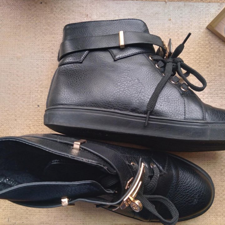 Ботинки люксовые кожаные утепленные 37р