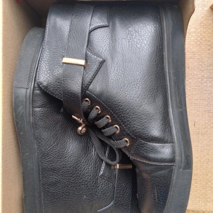 Ботинки люксовые кожаные утепленные 37р