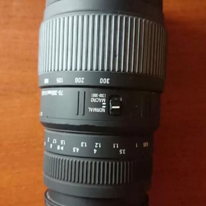 Объектов 70-300 Canon.