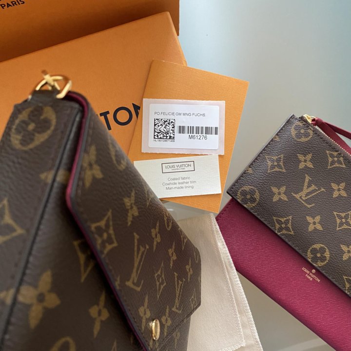 Сумка клатч Louis Vuitton оригинал