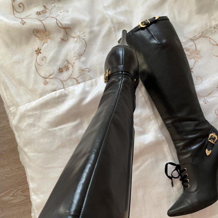 Сапоги Louis Vuitton