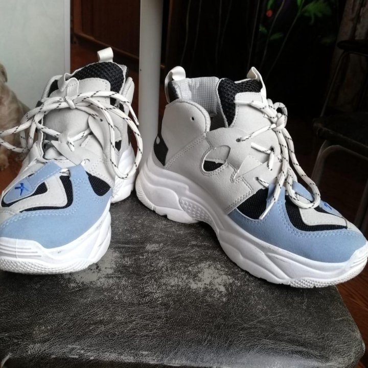 Кроссовки ботинки