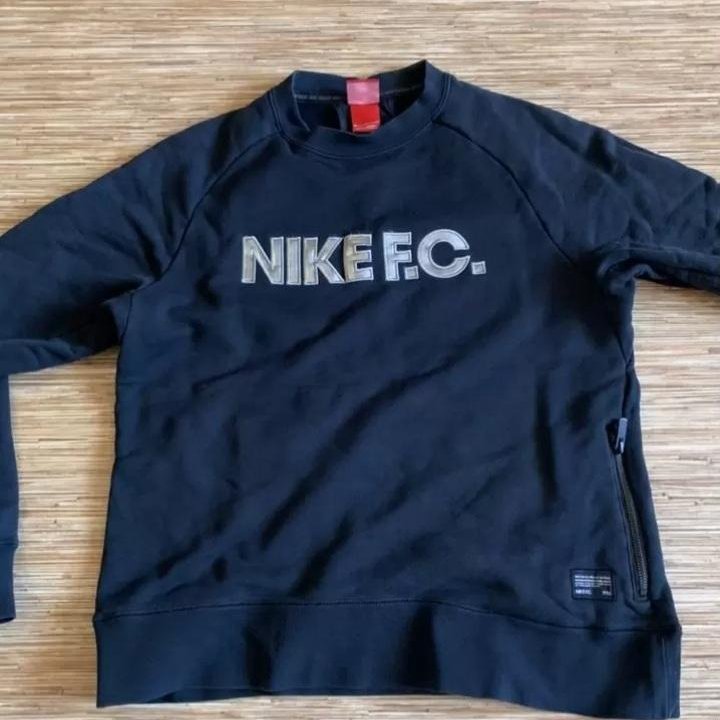 Nike FC