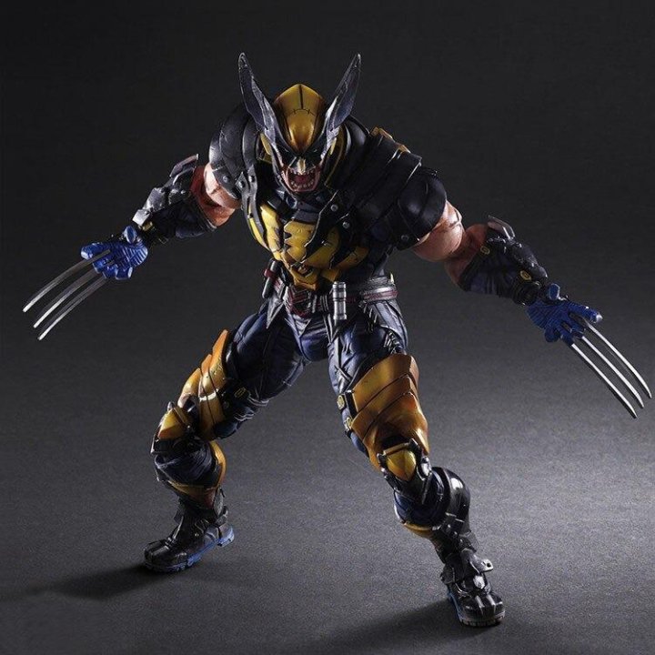 Фигурка Play Arts Wolverine 26cm