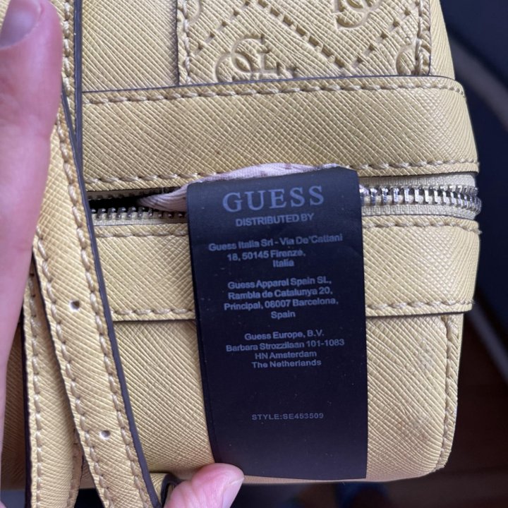 Сумка Guess