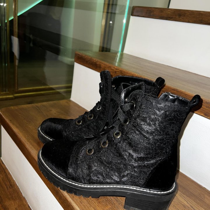 Ботинки демисезонные