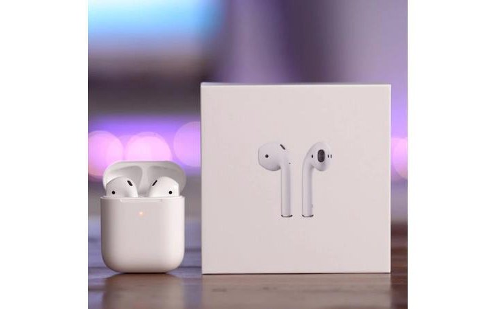 Беспроводные наушники AirPods