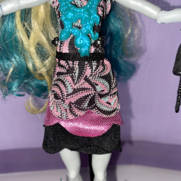 Lagoona Blue кукла monster high