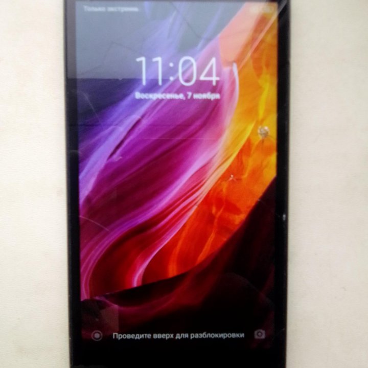 Смартфон Xiaomi Redmi 4A.