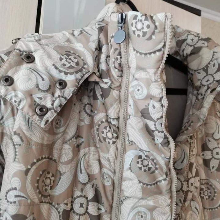 Куртка для беременных и д/ношения малыша в слинге.