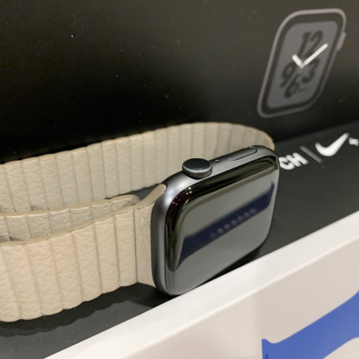 Apple Watch Nike+Series 4