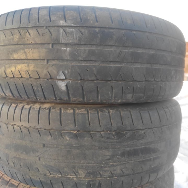 Пара Michelin Primacy HP 215/60/16