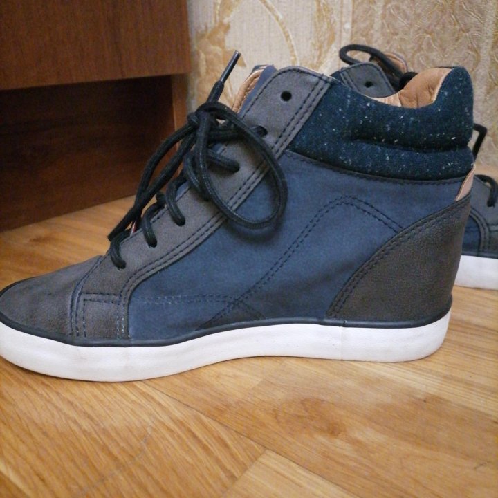 Осенние ботинки