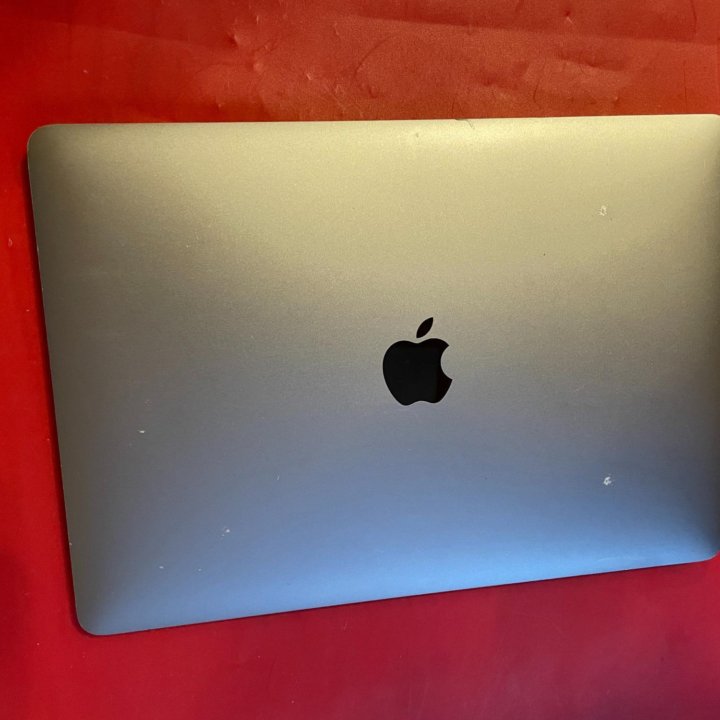 MacBook Pro 13 2016 256 SSD space gray