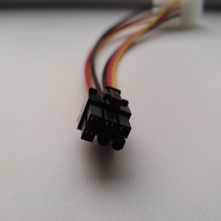 Переходник 6 pin - Molex для видеокарты