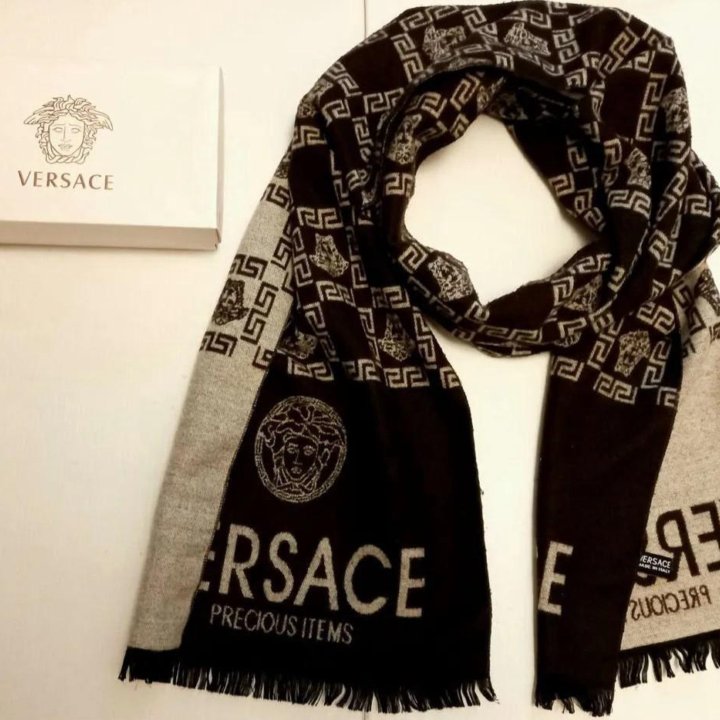 Шарф Versace