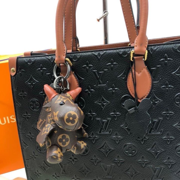 Сумка LOUIS VUITTON