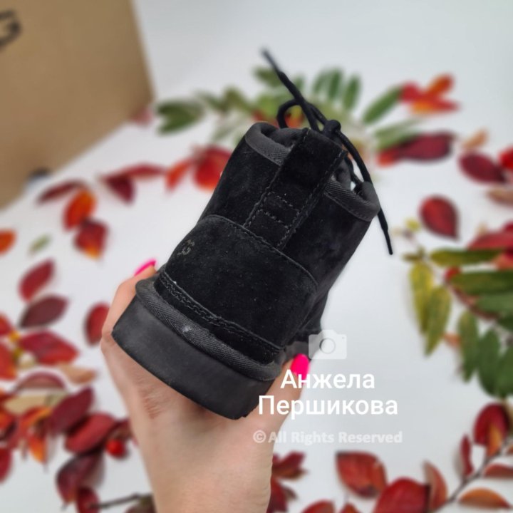 Ugg Neumel Boots Black