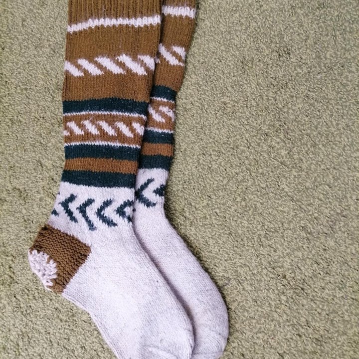 Гетры- гольфы.