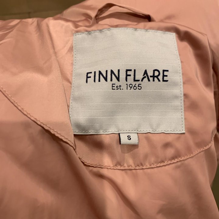 Пуховик Finn Flare S 44 размер